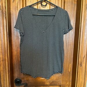 Lululemon Striped Charcoal Love V-Neck T-Shirt
